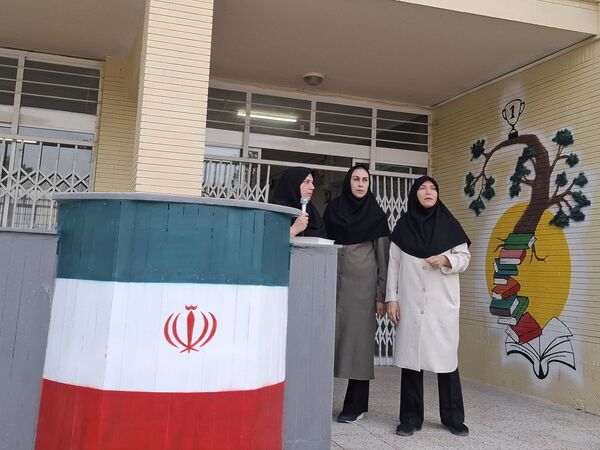 کلاس‌های پیش نیاز سال تحصیلی در مدرسه شاهد تقوا پیشگان 