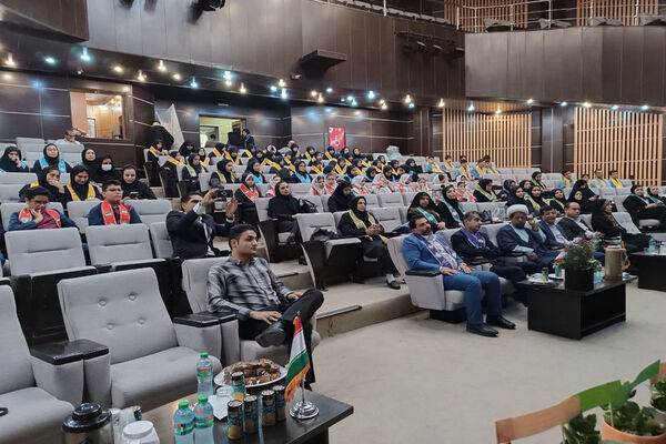 تجلیل از مربیان و دانش‌آموزان برتر شهرستان جم