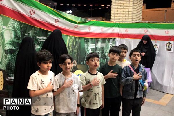 فعالیت غرفه‌های متنوع در موکب آستان مقدس چهل اختران قم