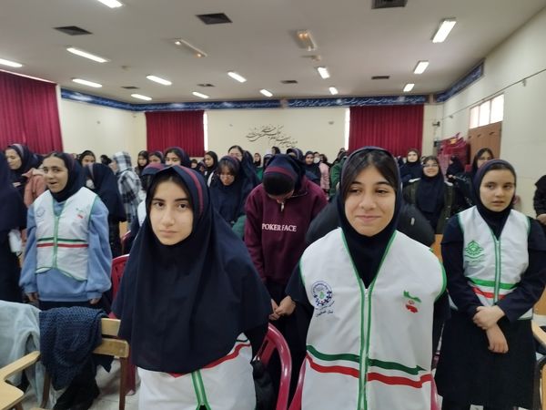 برگزاری هفته ماها در دبیرستان علامه جعفری ناحیه ۳