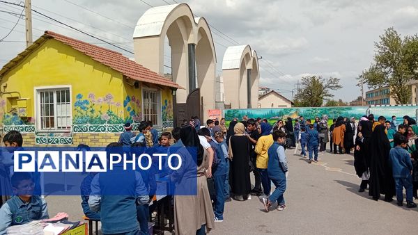 جشنواره غذا و صنایع دستی در دبستان امام حسن (ع) مصلی نژاد