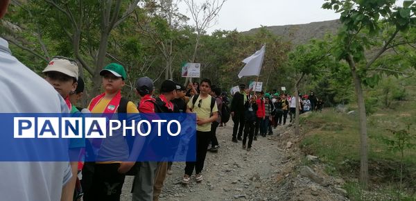 اردوی کوهپیمایی دانش آموزان پیشتاز ناحیه ۷ مشهد
