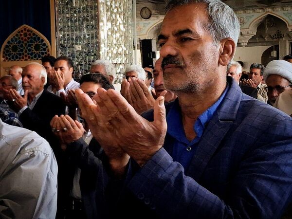 نماز عبادی سیاسی جمعه در شهرستان کاشمر 