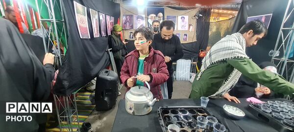 موکب‌های مردمی در راهپیمایی‌های اقتدار قم