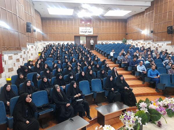 برگزاری دوره  دانش افزایی مربیان پرورشی و مشاوران جدیدالورود استان البرز