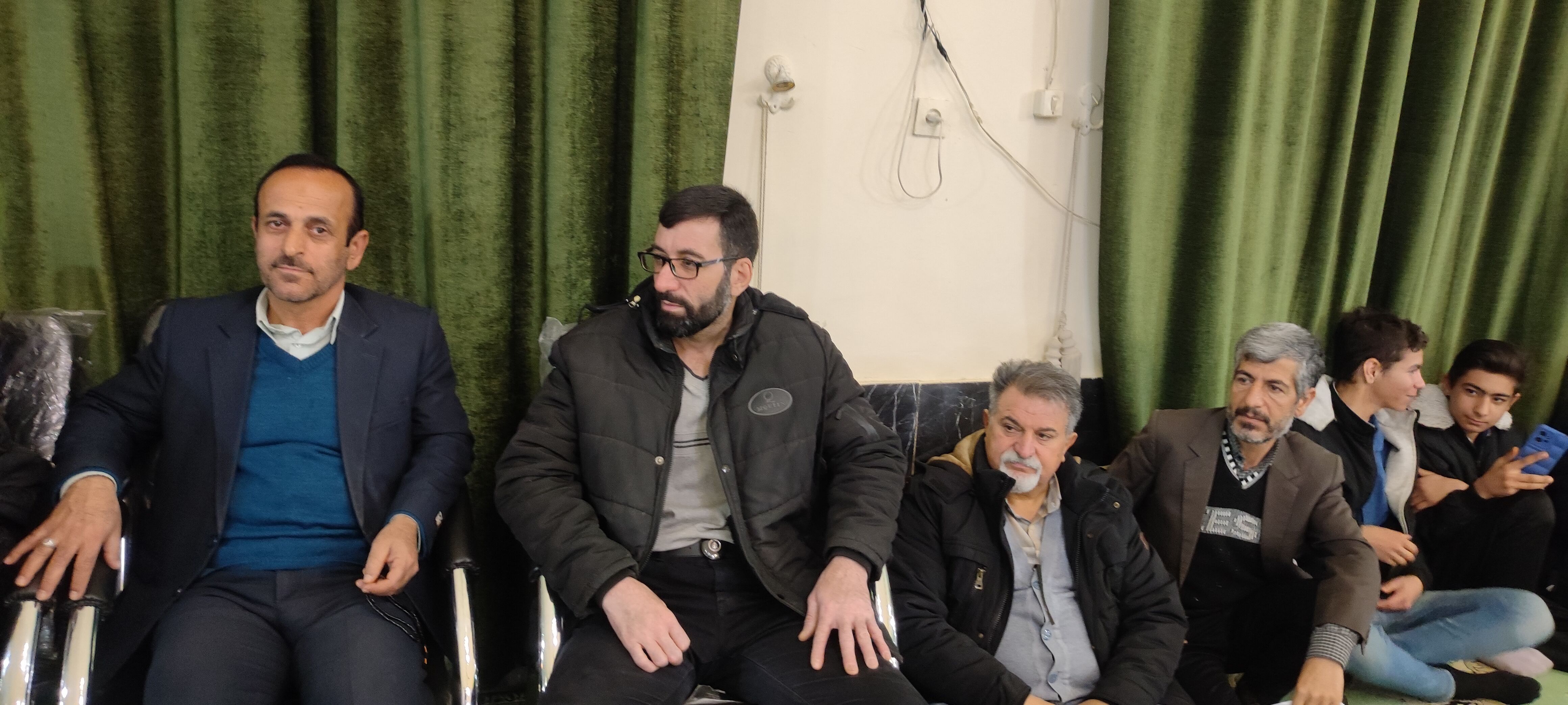 جشن میلاد امام زمان (عج) و جشن تکلیف دختران در مسجد سجادیه شهر خانلق