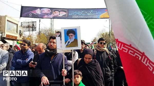مشت هایی که با فریاد انتقام بالا می آمدند 