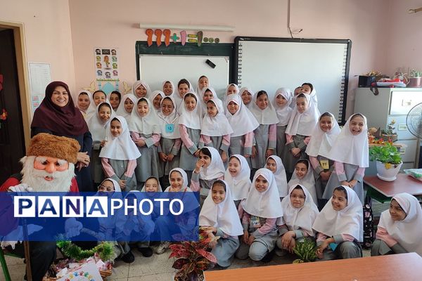 برگزاری جشنواره تخم مرغ به‌مناسبت روز جهانی کودک در ناحیه 2 شهرری 