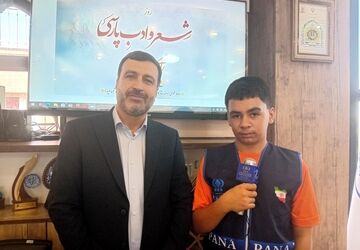  ادبیات موجودیت ،هویت و شناسنامه جامعه است