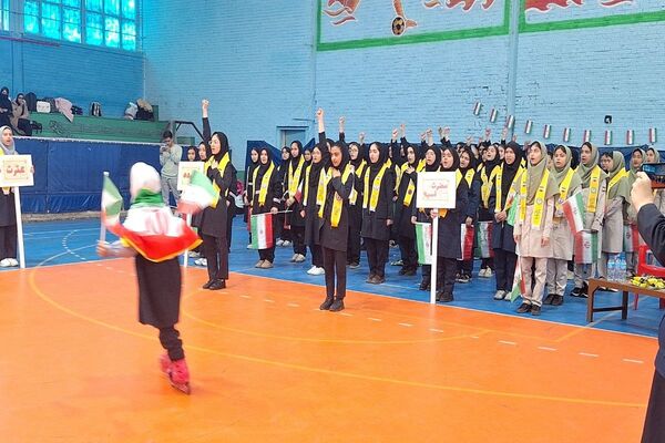 یاوران انقلاب؛روشنای مسیر نوجوانان امروز