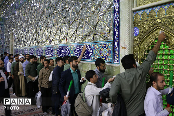 جشن ازدواج طلبگی ۲۰۰ زوج در حرم حضرت معصومه(س)