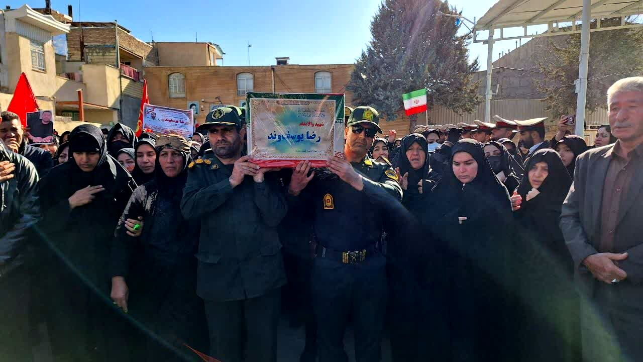 مراسـم تشییـع و تدفین پیکر مطهر شهید مدافع وطن رضا یوسفوند در شهرستان سلسله