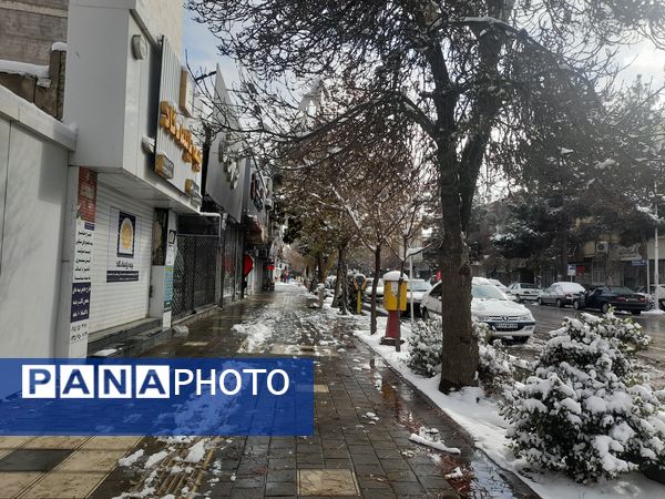 بارش اولین برف پاییزی و تعطیلی مدارس و ادارات استان خراسان رضوی