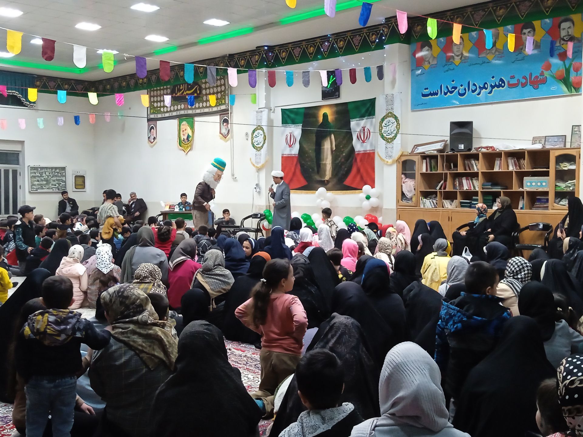 جشن ولادت صاحب زمان در مسجد چهارده معصوم الغدیر