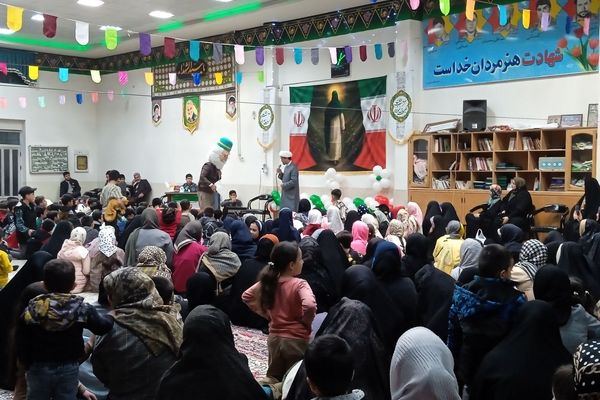 جشن ولادت صاحب زمان در مسجد چهارده معصوم الغدیر