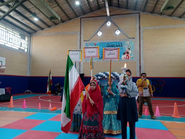 روزی پر نشاط و جان تازه در رگ‌های مدرسه