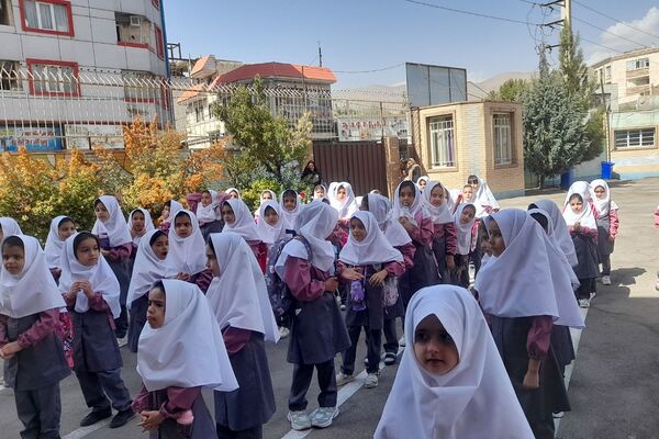 برگزاری جشن شکوفه های کلاس اولی در مدارس میقات و حضرت معصومه (س) منطقه پردیس 
