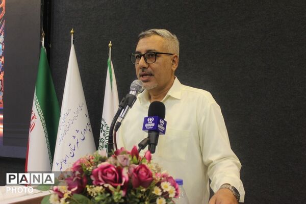اختتامیه مسابقات امید فردا و پرسش مهر ریاست جمهوری به همراه تجلیل از برگزیدگان