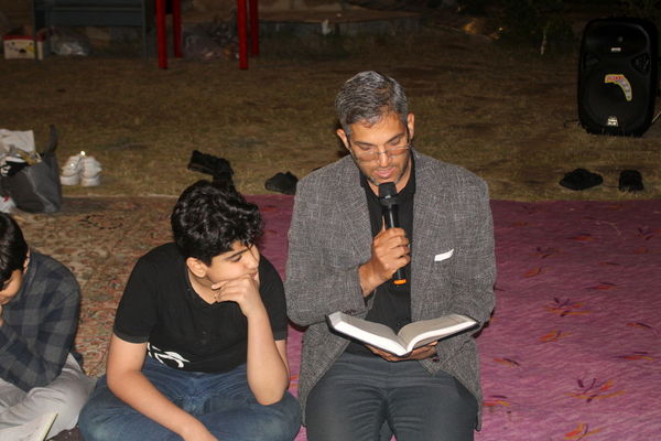 ضیافت افطاری به میزبانی دبستان شهید محمود پیکر و دبستان خدیجه کبری (س) در بوشهر