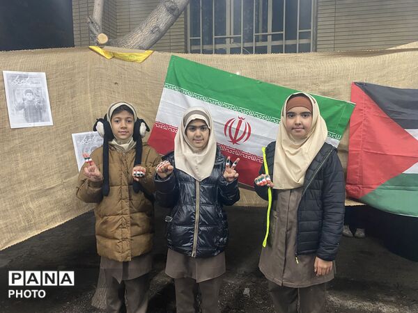 باخرز میزبان مراسم چهلم شهدای میناب 