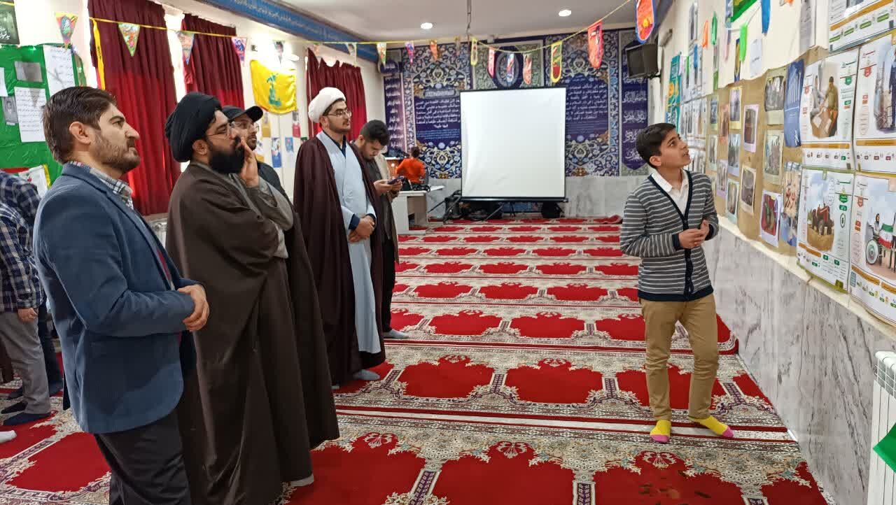 برپایی نمایشگاه مدرسه انقلاب در دبیرستان شهید رجایی