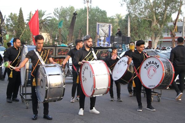 مراسم زنجیر زنی در شهرستان بم 