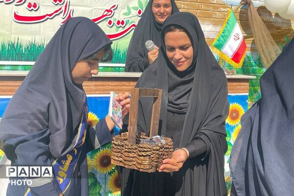صبحانه سالم در دبیرستان ساره ورامین