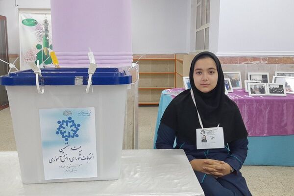 تجلی شور انتخاباتی در مدرسه امیرکبیر