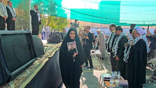 آیین باشکوه استانی زنگ مهر و مقاومت در یزد