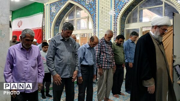 نماز جمعه بن به روایت تصویر