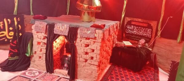 برپایی نمایشگاه در مسیر بهشت در فدافن