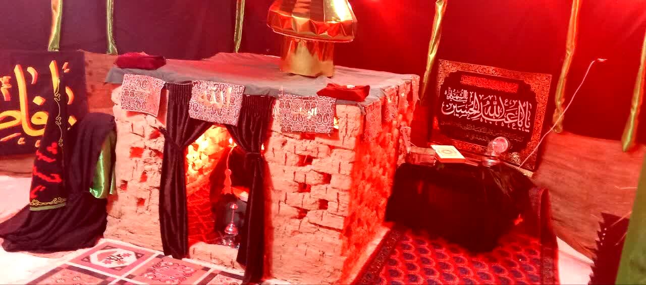 برپایی نمایشگاه در مسیر بهشت در فدافن