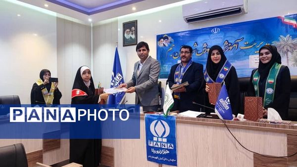 تجلیل از خبرنگاران برتر شهرستان جم