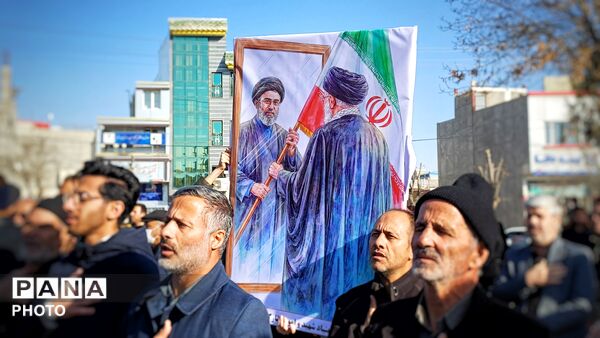  بیعت مردم رزن با سومین رهبر نظام مقدس جمهوری اسلامی ایران