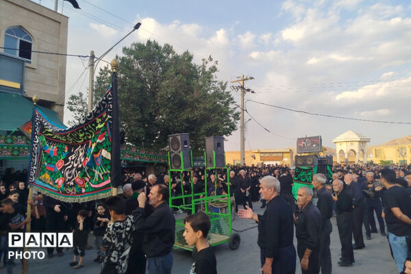 اجتماع عزاداران عاشورای حسینی در صغاد