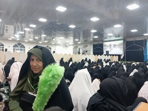 نماز جماعت همزمان با شب لیلة الرغائب در شهرستان کاشمر 