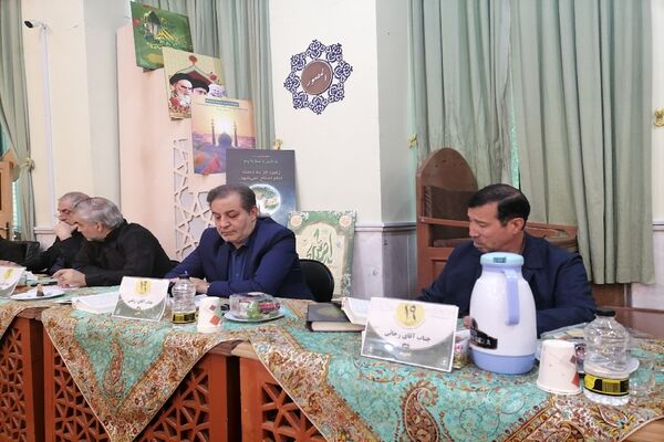 محفل انس با قرآن فرهنگیان و دانش آموزان خراسان رضوی در یادبود شهید جمهور