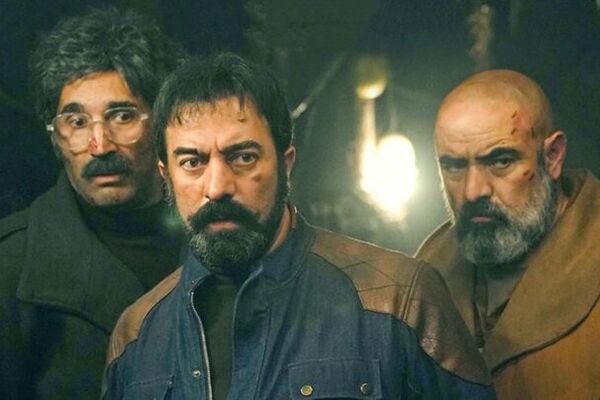 مجید صالحی، نعیمه‌ نظام‌دوست و سام درخشانی جلوی دوربین «گنگستر» رفتند 