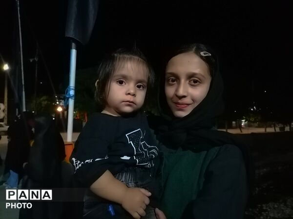 عزاداری و زنجیر زنی  شب هفتم ماه محرم در حسینیه شهدای شهر بار  