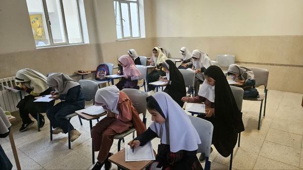  برگزاری مسابقه‌ قرآن، عترت و نماز دانش‌آموزان مقطع ابتدایی شهرستان فلاورجان