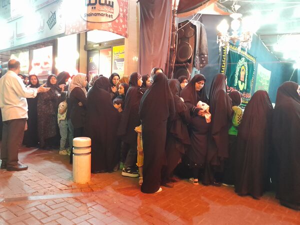 خدمت‌رسانی به زائران دهه آخر ماه صفر در ایستگاه‌های صلواتی موکب‌های مشهد