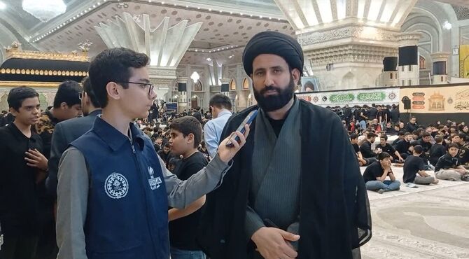 ایران حسین تا ابد پیروز است