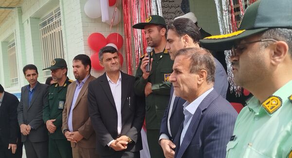 زنگ سپاس معلم در دبستان شکوفه‌های دانش لردگان