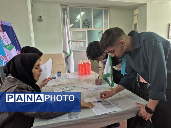 پذیرش رؤسای شورای دانش‌آموزی انتخابات استانی پسران در فارس