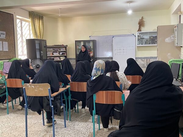 آموزش عکاسی فصل رویش انجمن اسلامی