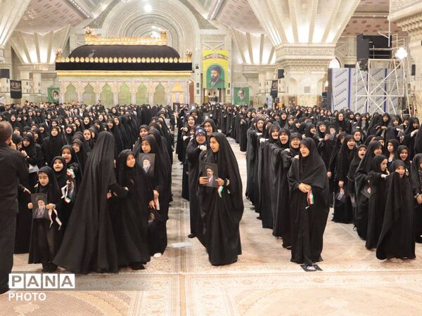 حضور دانش آموزان در همایش باید برخاست