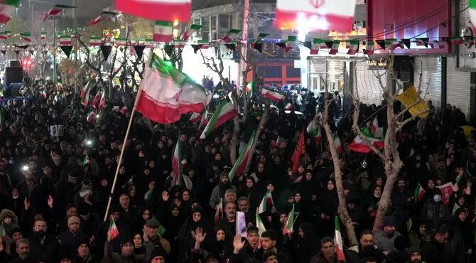 پاسخ شهروندان به نامه فرمانده هوا و فضای سپاه پاسداران 
