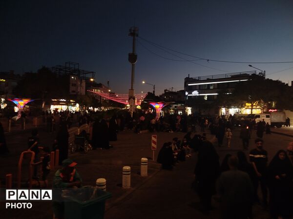 مشهد، روایت‌گر حماسه وفاداری؛ بدرقه باشکوه رهبر شهید ایران