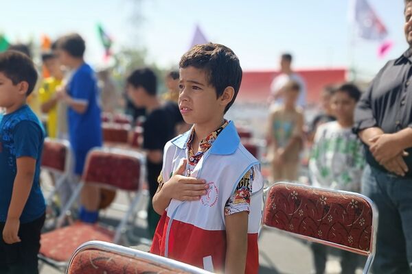 آیین افتتاحیه زمین چمن ورزشی در قالب طرح «شهید سردار سلیمانی» در شهرستان قدس