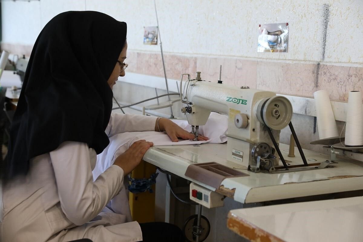 خیاطی؛ مهارتی که می‌تواند از هنرستان تا بازار کار همراه دانش‌آموز باشد